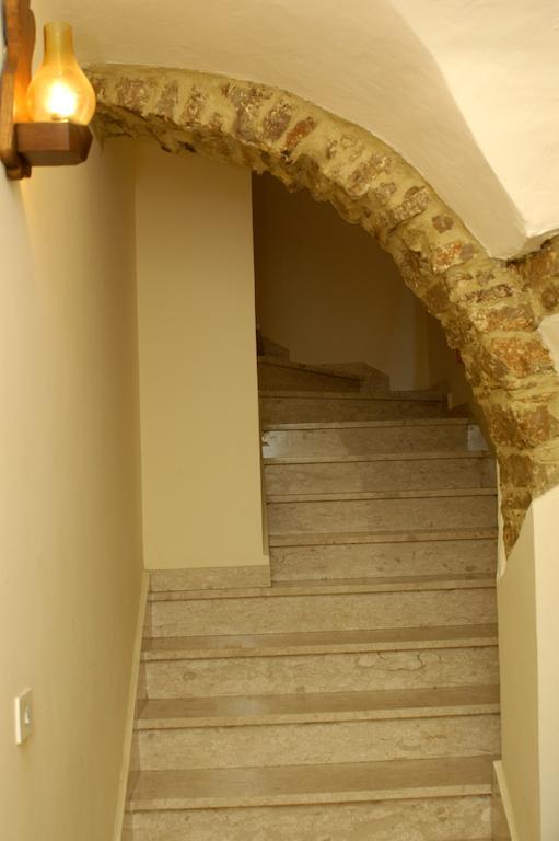 Hotel L'Antipapa Fondi Exteriér fotografie
