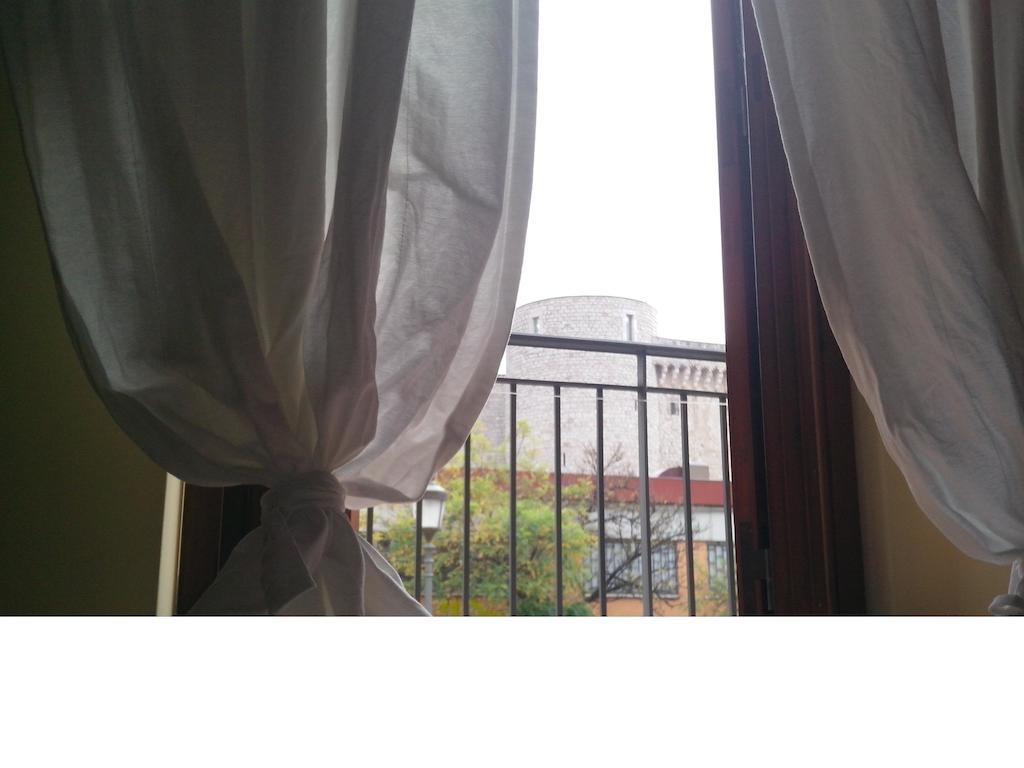Hotel L'Antipapa Fondi Pokoj fotografie